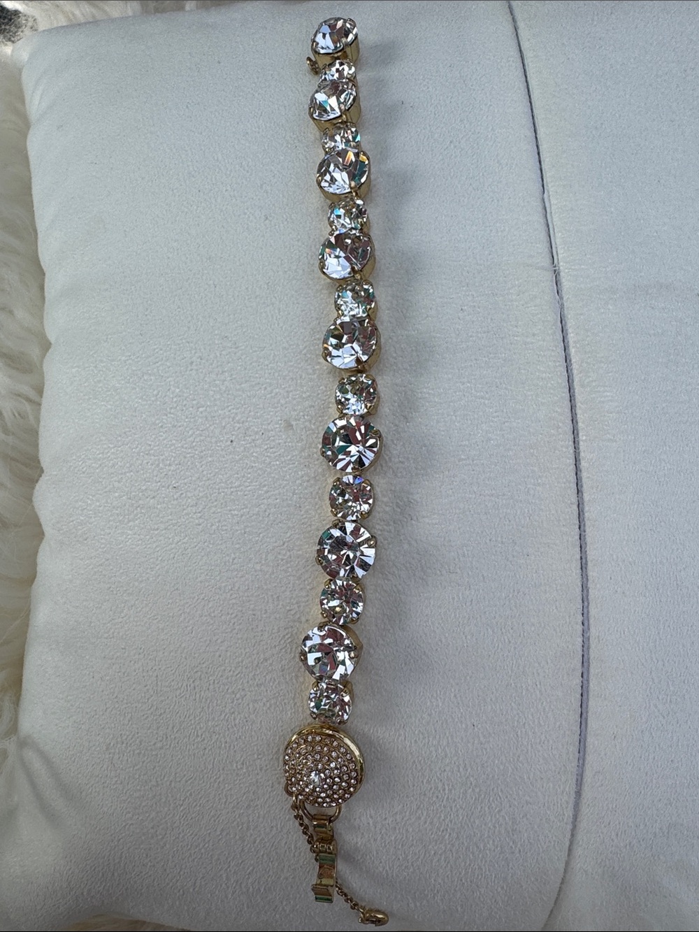 Sorrelli Clear Crystal  Bracelet set in Bright Gold - Picture 2 of 6